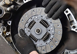 picture of a clutch being fitted